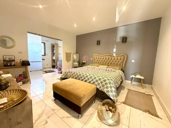 Maison à vendre 6 pièces de 235 m²