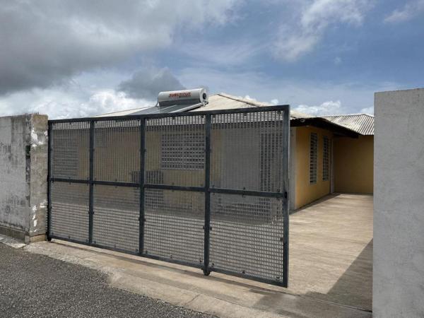 Maison à MACOURIA, 97355 - 5 pièces 122m²