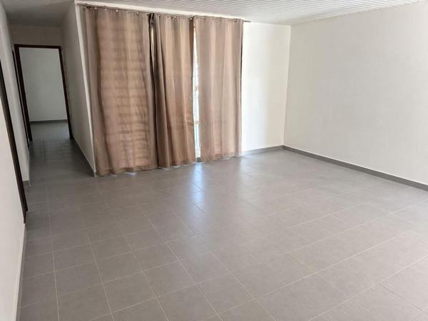 Maison à MACOURIA, 97355 - 5 pièces 122m²