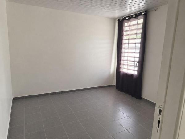 Maison à MACOURIA, 97355 - 5 pièces 122m²
