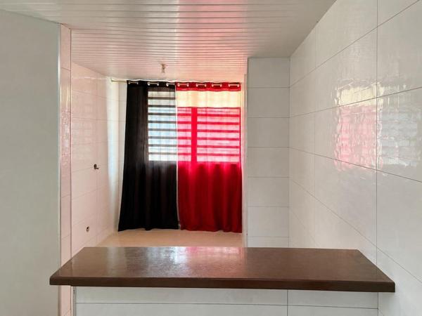 Maison à MACOURIA, 97355 - 5 pièces 122m²
