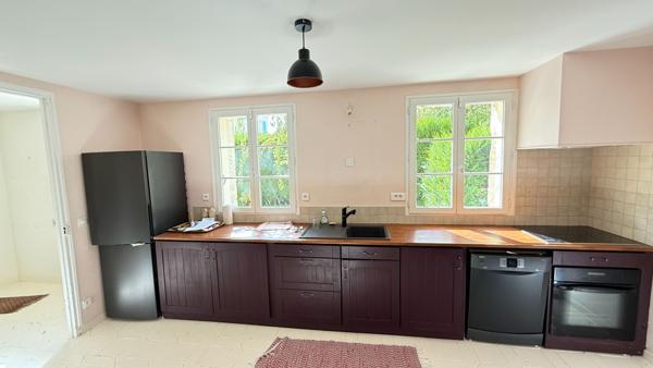 NOAILLES A 5 MIN... PROCHE, Maison 7 pièces, 176 m2, 3 chambres, studio, jardin