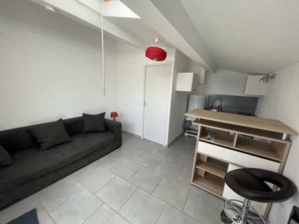 Studio à louer, 1 pièce - Pessac 33600