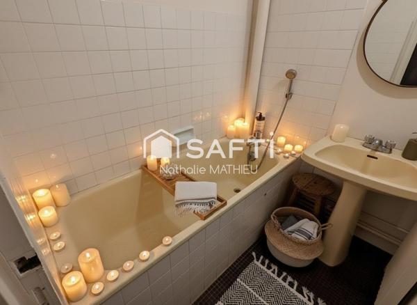 Studio 35 m² — Idéalement situé, proche gare SNCF et toutes commodités