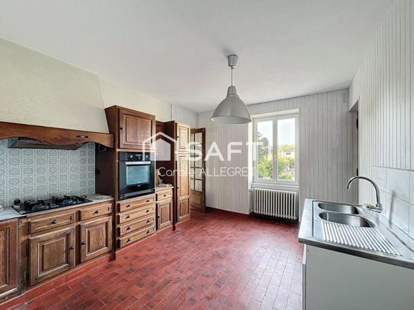 Grande maison familiale avec le charme de l'ancien