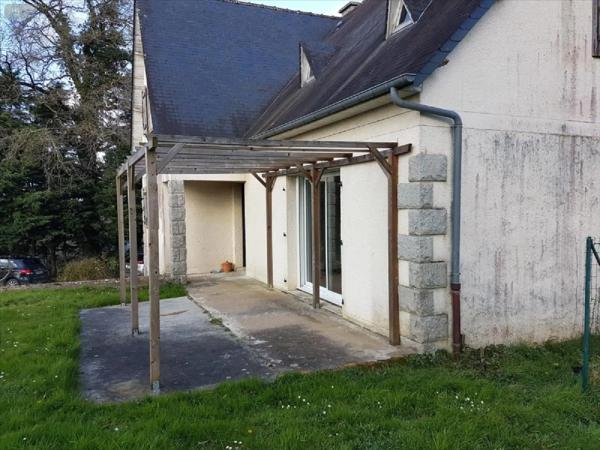 Location - Maison Val-d'Izé 35450 6 pièces 142 m 2 3810 m 2