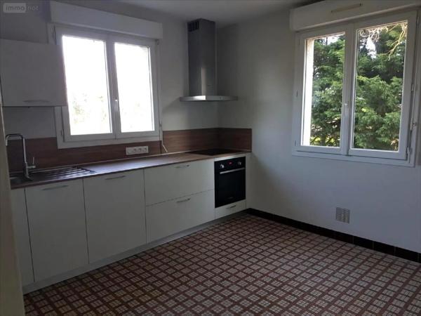 Location - Maison Val-d'Izé 35450 6 pièces 142 m 2 3810 m 2