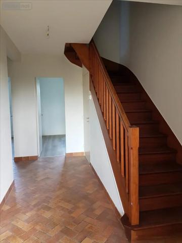 Location - Maison Val-d'Izé 35450 6 pièces 142 m 2 3810 m 2