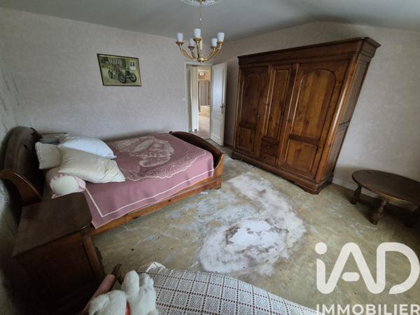Maison à vendre 8 pièces 287 m² La Rochefoucauld-en-Angoumois