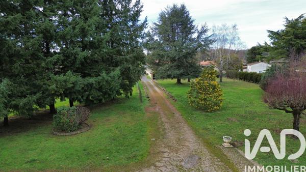 Maison à vendre 8 pièces 287 m² La Rochefoucauld-en-Angoumois