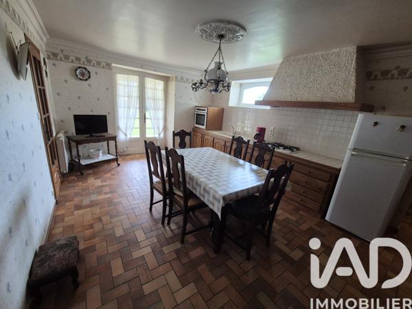 Maison à vendre 8 pièces 287 m² La Rochefoucauld-en-Angoumois