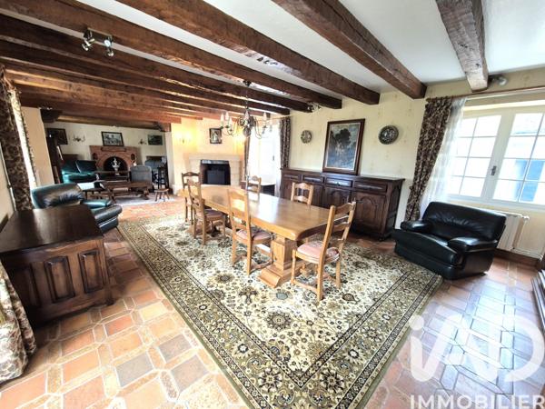 Maison à vendre 8 pièces 287 m² La Rochefoucauld-en-Angoumois