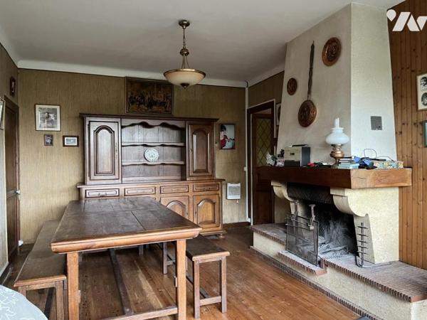 Maison nichée au coeur d'une végétation luxuriante