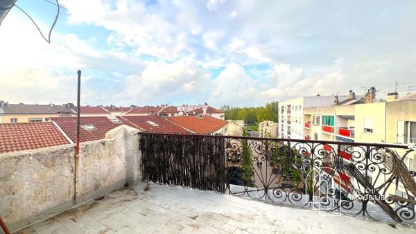 Bâtiment de 193 m2 comprenant 4 appartements et un local 512 000 €