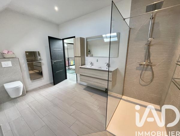 Maison à vendre 9 pièces 249 m² Montbazon