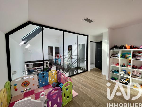 Maison à vendre 9 pièces 249 m² Montbazon