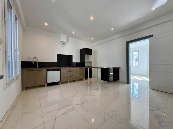 Maison rénovée avec vie de plain-pied