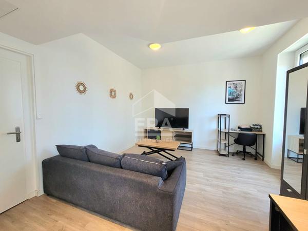LOCATION - PAU - T1 meublé de 28 m² rénové et moderne