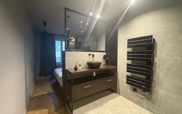 Appartement à vendre    3 pièces • 58 m2 Nice