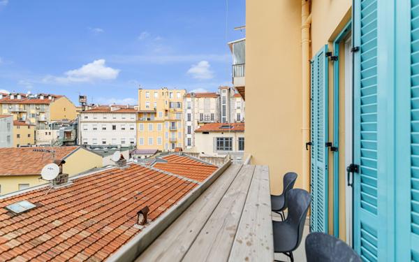 Appartement à vendre    3 pièces • 58 m2 Nice