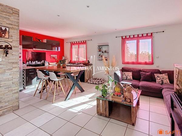 Maison d'architecte - 10 pièces - 248m²