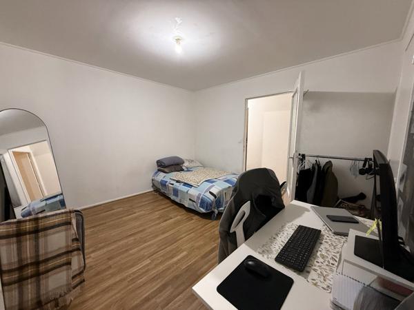 Appartement à DECINES CHARPIEU (69150)