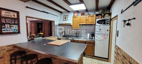 Maison 6 pièces garage et dépendance