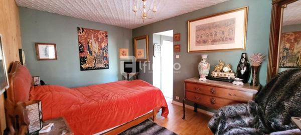 Maison 6 pièces garage et dépendance