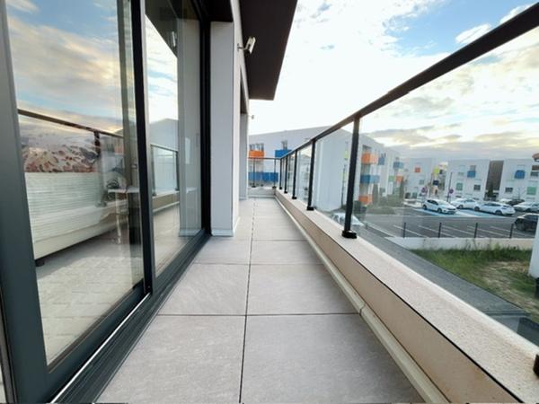 Magnifique maison de 2023 de 110 m² sur un terrain 3 faces de 350 m²