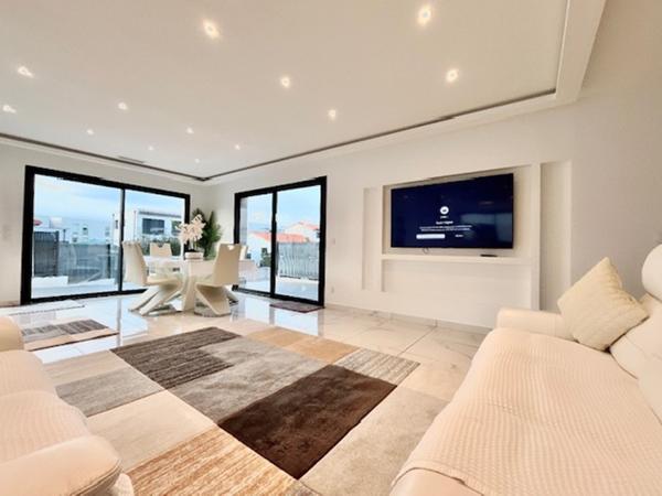 Magnifique maison de 2023 de 110 m² sur un terrain 3 faces de 350 m²