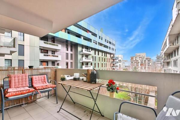 BOULOGNE-BILLANCOURT -  RIVES DE SEINE - APPARTEMENT 2 PIECES 40 M² AVEC TERRASSE