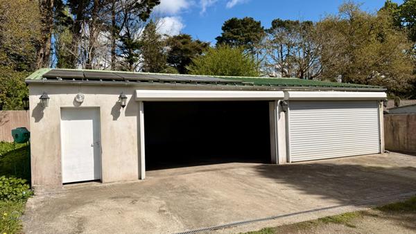 Maison 6 chambres - Terrain 2400 m2 - GUILERS Penfeld
