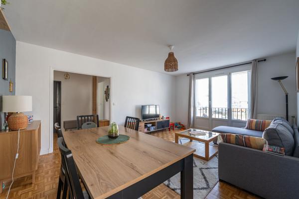 Superbe 4 pièces refait à neuf centre ville de Fonteay Aux Roses