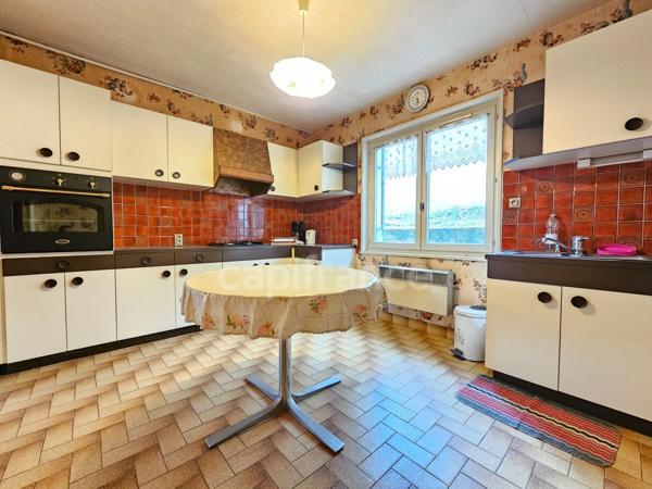 Maison à vendre 4 pièces 3 CHAMBRES GARAGE ET TERRASSE PANISSIERES (42)