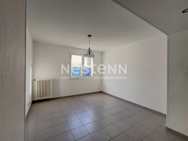 LANDERNEAU - Appartement rénové de 3 pièces de 53.70 m2