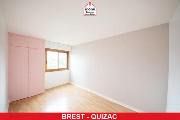 A VENDRE - APPARTEMENT 84M2 - 3 CHAMBRES - BALCON - DRESSING - CUISINE RECENTE - CHAUDIERE RECENTE - CAVE - EXCELLENT DPE C - PROCHE TRAM - BUSINESS SCHOOL - CHU
