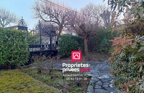 Demeure Bourgeoise 10 pièces 300 m2 SAINT MAUR DES FOSSÉS (94210)