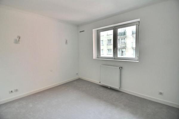 Carnot-Gambetta : Superbe 5 pièces de 99m² + cave + 2 places de parking