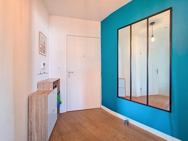 APPART 3 PIECES DERNIER ETAGE, 2 LOGGIAS, PARKING