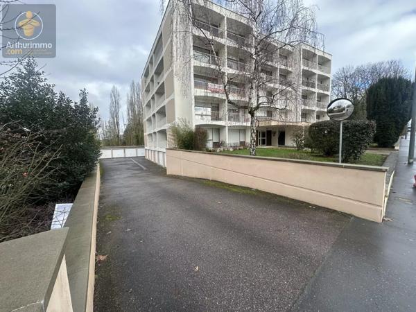 Vente                                                      Appartement
                        
                     2 pièces                      44 m2                     à Metz