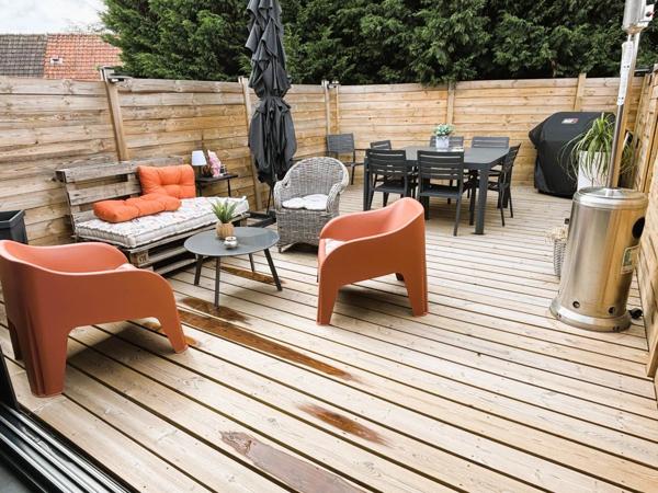 Location                                                      Appartement
                        
                     7 pièces                      184 m2                     à Saint-Saulve