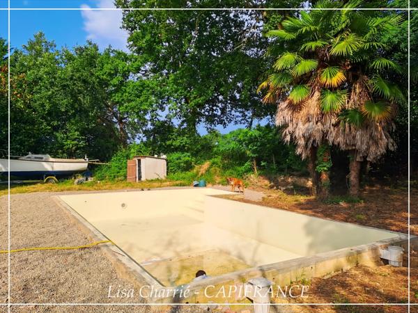 Propriete à vendre 11 pièces de 406 m2 habitables au total, avec dépendance sur 5261 m2 proche de NOGARO (32)