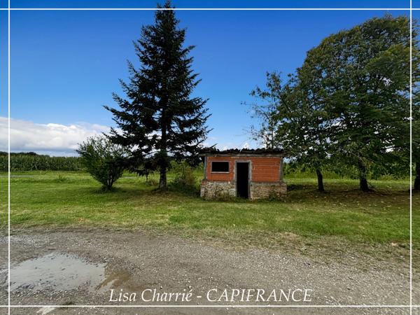 Propriete à vendre 11 pièces de 406 m2 habitables au total, avec dépendance sur 5261 m2 proche de NOGARO (32)