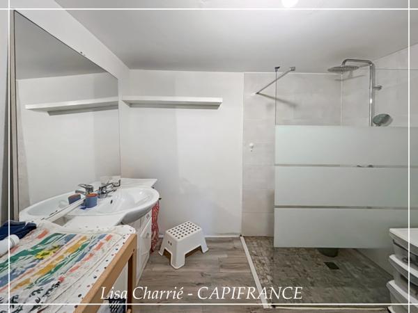 Propriete à vendre 11 pièces de 406 m2 habitables au total, avec dépendance sur 5261 m2 proche de NOGARO (32)