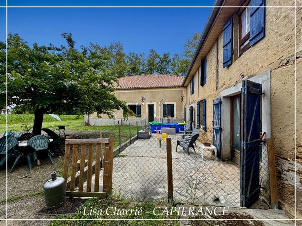 Propriete à vendre 11 pièces de 406 m2 habitables au total, avec dépendance sur 5261 m2 proche de NOGARO (32)