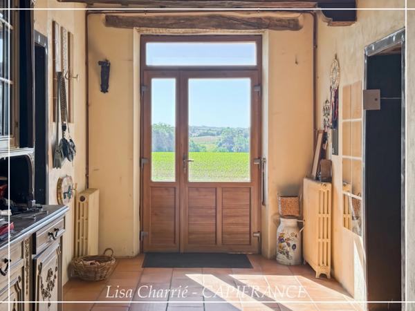 Propriete à vendre 11 pièces de 406 m2 habitables au total, avec dépendance sur 5261 m2 proche de NOGARO (32)
