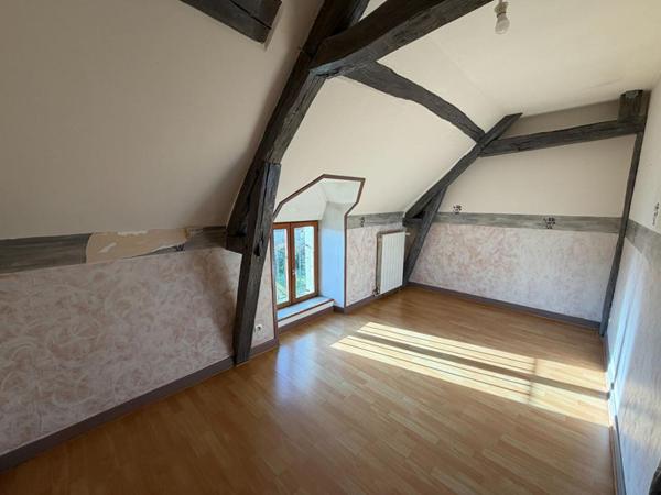 Jolie maison ancienne à Coulanges Les Nevers