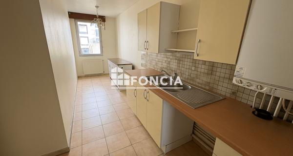 Location Appartement 4 pièces 84 m² - Brest 29200