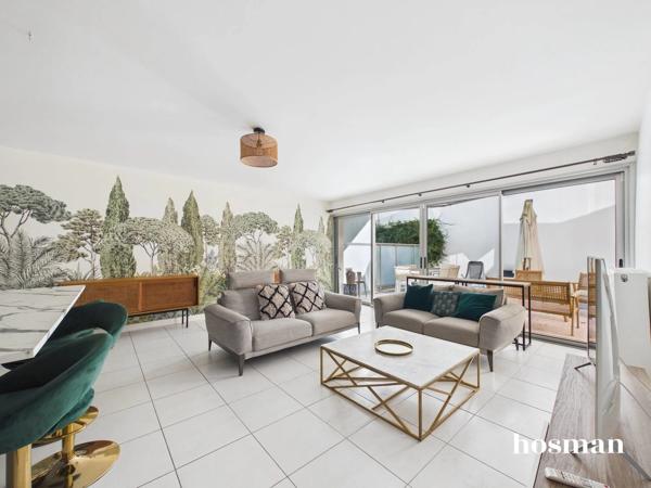 4 pièces de 91 m² avec terrasse et balcon - Avenue Emile Counord, Bordeaux