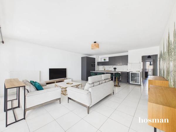 4 pièces de 91 m² avec terrasse et balcon - Avenue Emile Counord, Bordeaux